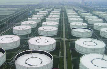 oil productiong tank washing system